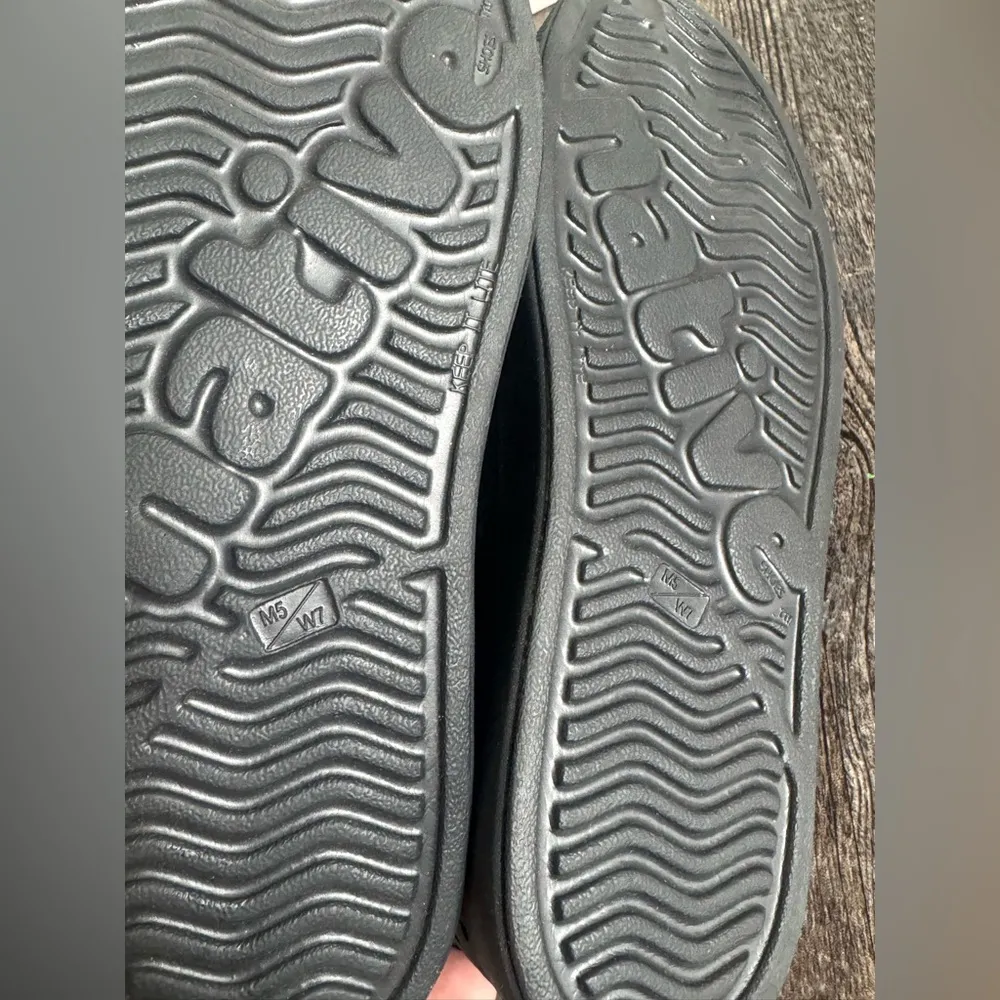 NEW Native Sugarlite classic slip on Jefferson Shoes Black Womens 7 Mens 5 - Image 4