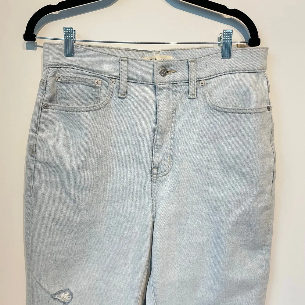 NWT Madewell Mom Jean in Harman Wash Raw-Hem Edition Size 29 Distressed - Image 3