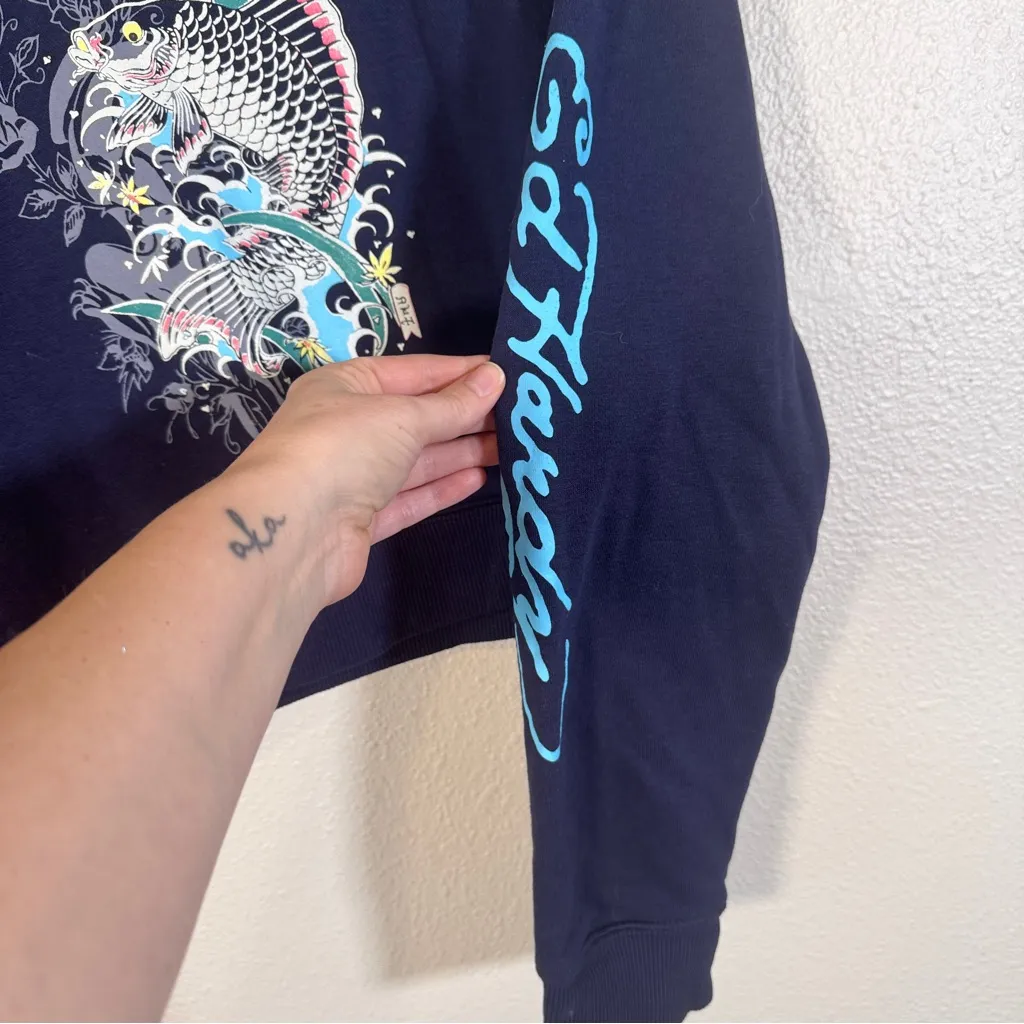 Ed Hardy Blue Cropped Graphic Sweatshirt Womens L Fish Skater Casual Cozycore - Image 9