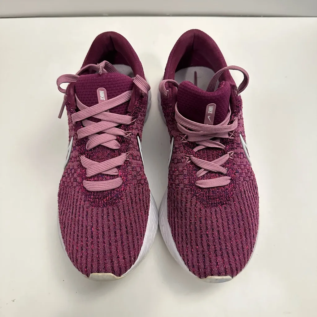 Nike Women's Size 9.5 React Infinity Run Flyknit 3 in Light Bordeaux & Pink - Image 2