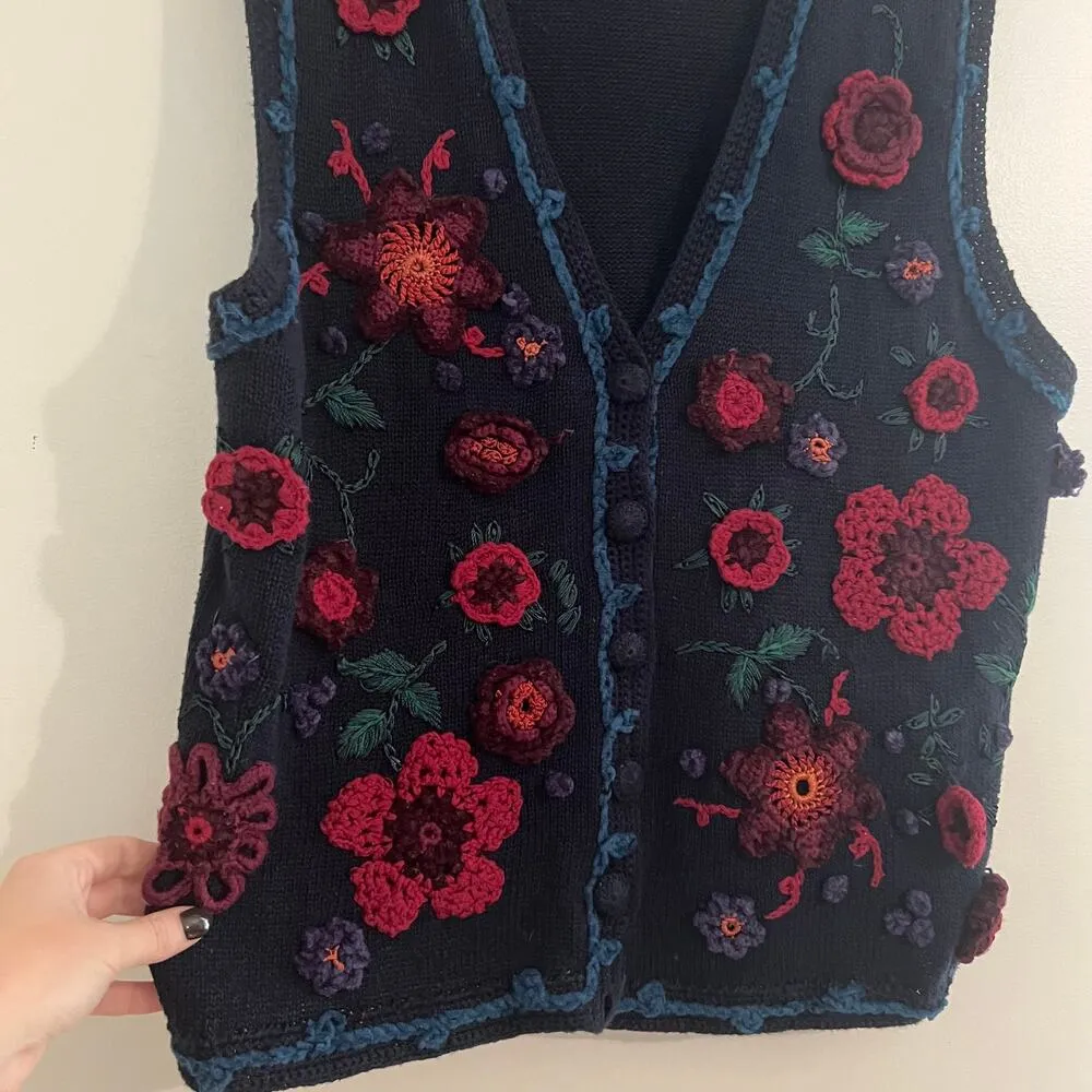 Vintage Erika Ramie Cotton Blend Crochet Floral Button Front Vest Cottagecore - Image 6