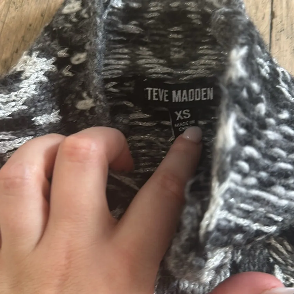 Steve Madden Indie Sweater - Image 8