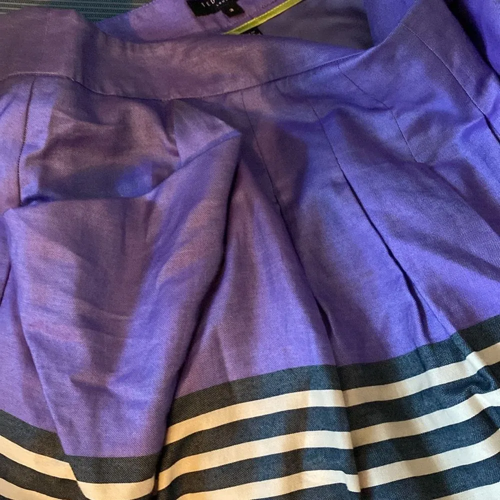 Ted Baker London pleated mini.  Pockets, pleats, pretty - Size M - Image 7