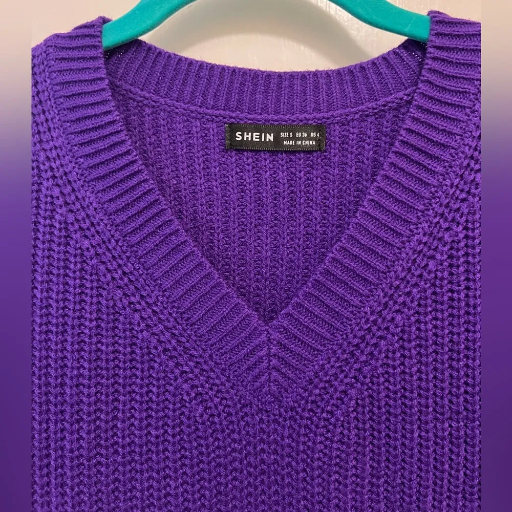 SHEIN - Chunky, Slouchy, Ribbed Knit V-Neck Sweater - Purple (EUC) Small - Image 3