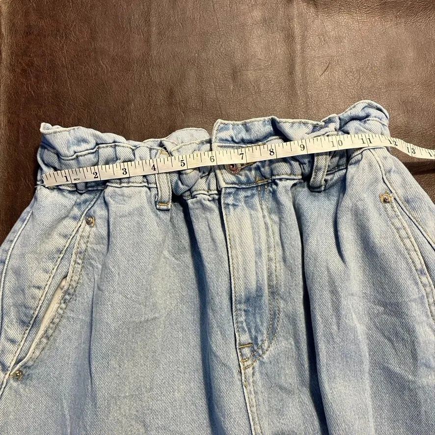 Zara Mom‎ Jeans Womens Size 6 Light Wash Denim Paper Bag Waist High Rise - Image 13