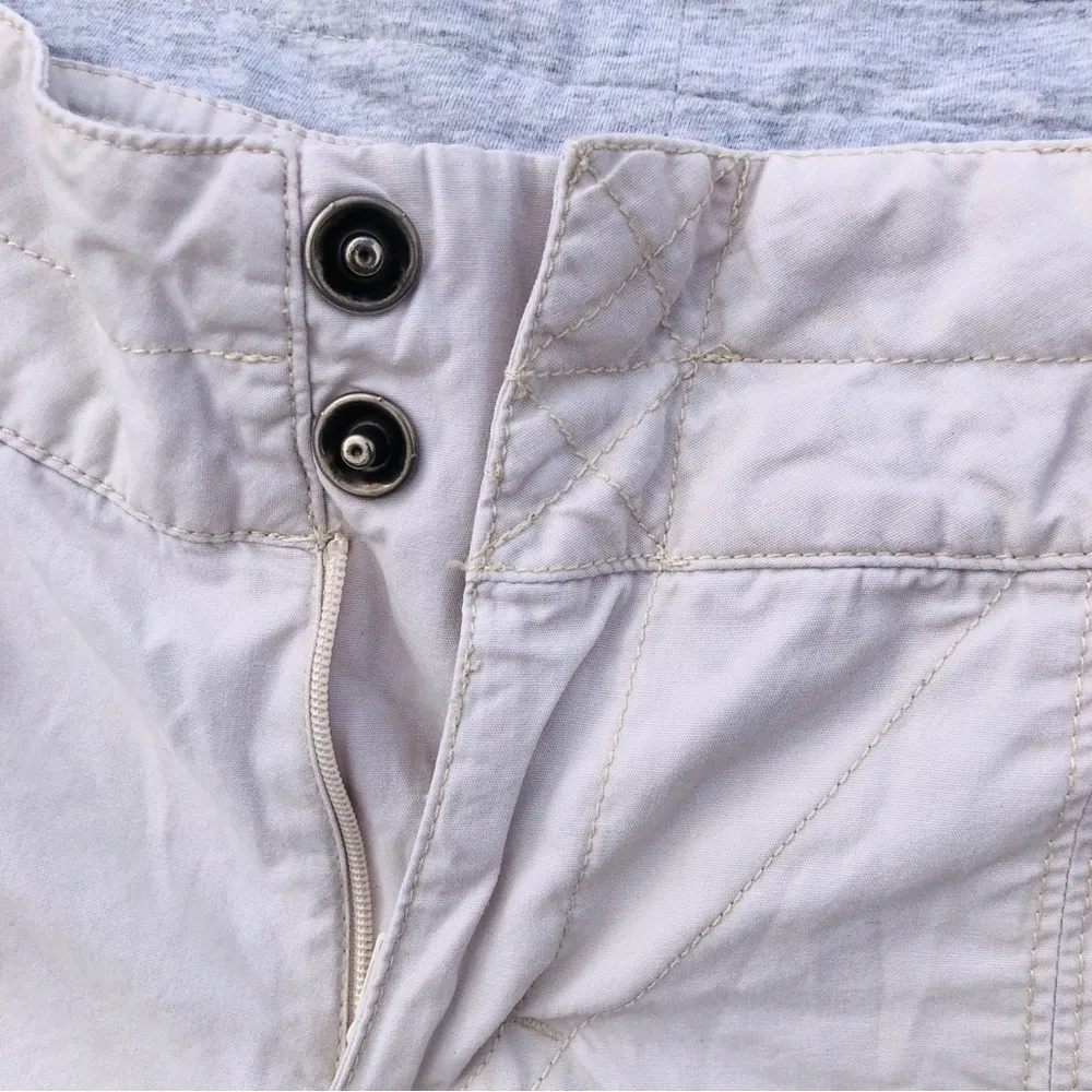 Women's Nike Golf Shorts Bermuda Length Beige M - Image 3