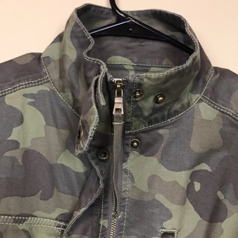 Marrakech Women’s Camouflage Military Inspired Snap - Image 4