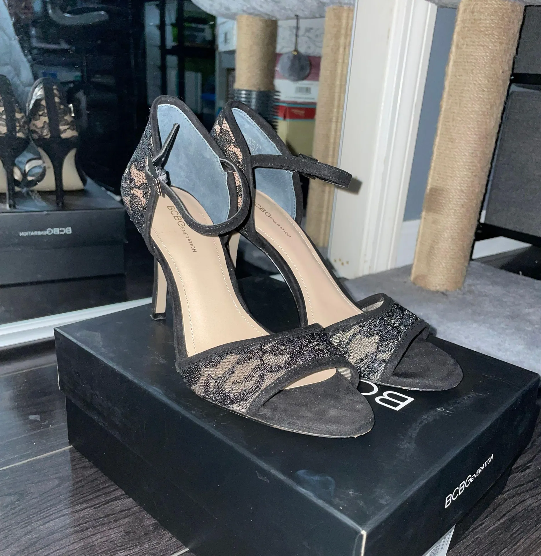 Dehila-X Sexy Lace Heels - Image 3