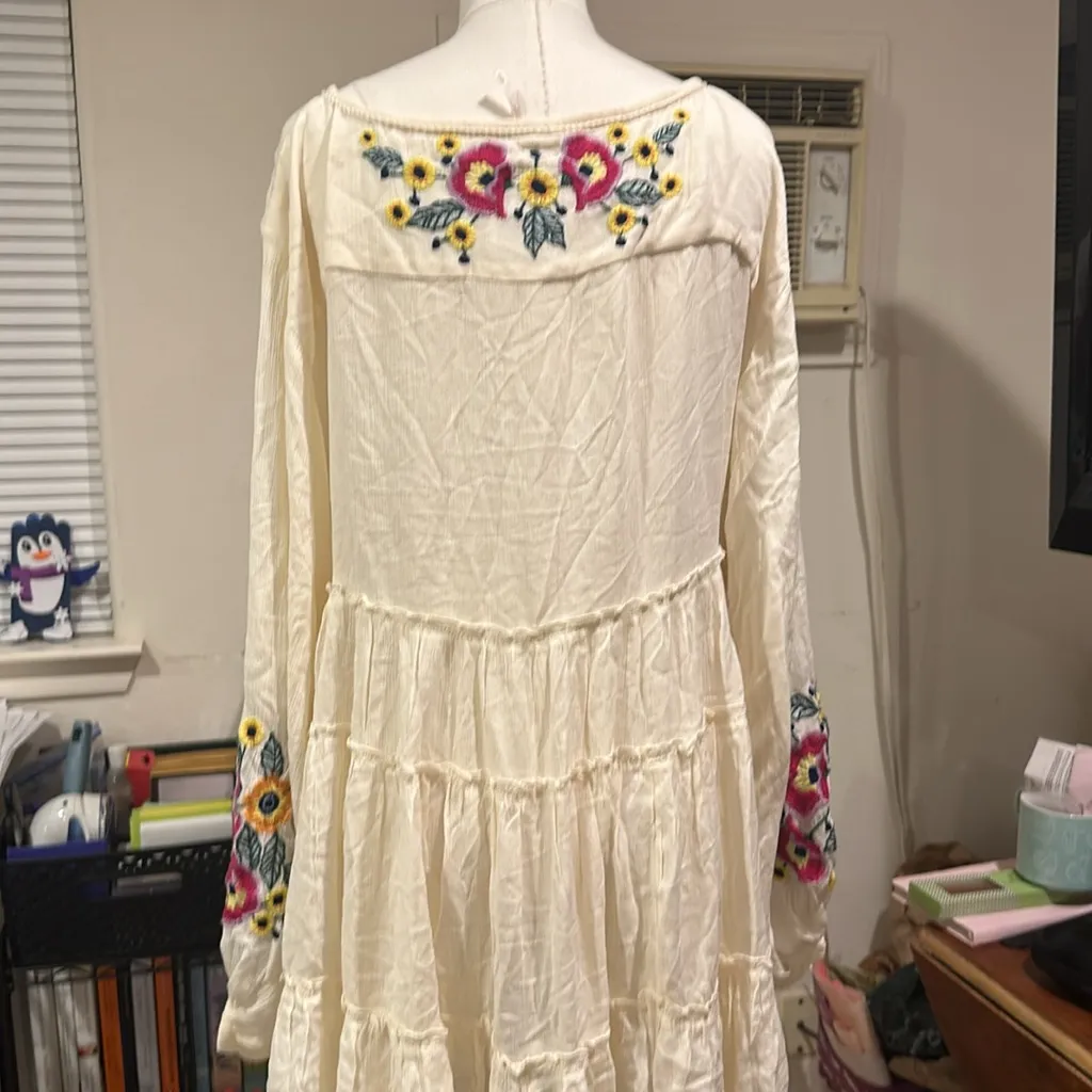 Spell On You Embroidered Keyhole Dress - Image 13