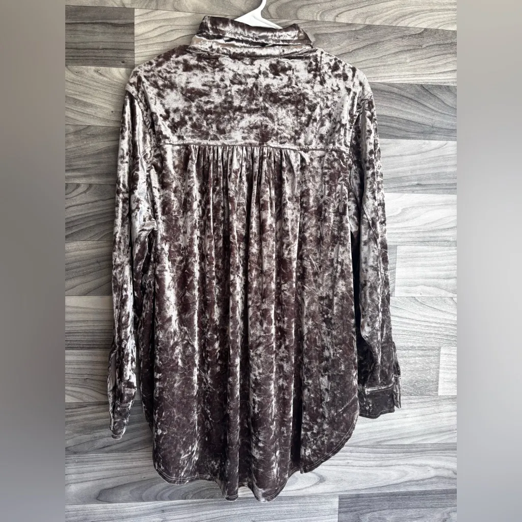 Jessica Simpson Metallic Velvet Blouse - Image 10