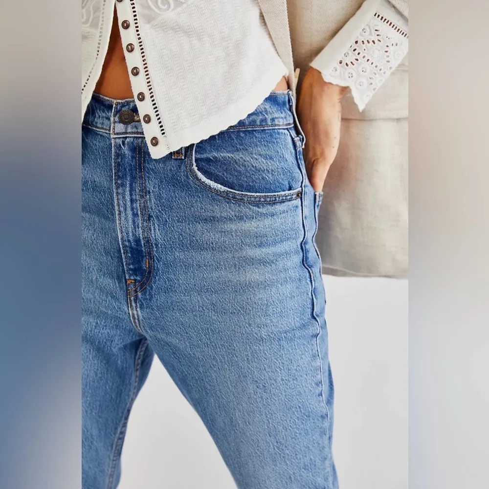 NWT Levi’s 70’s Flare High Rise Flare Jeans Premium Sonoma Walks Womens 29 $130 - Image 4