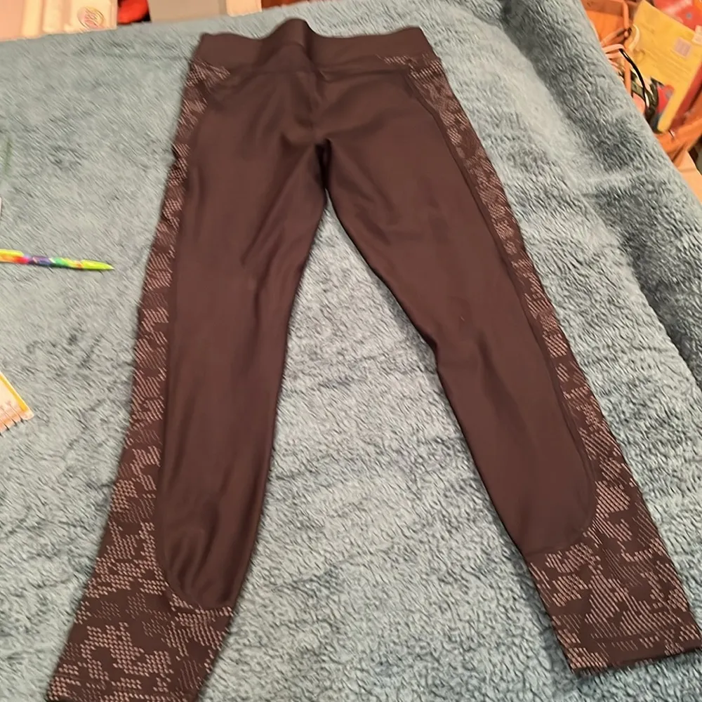 Under Armour leggings - Image 2