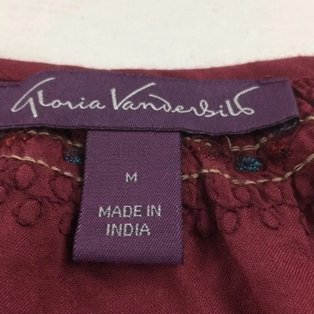 Gloria Vanderbilt  ladies blouse M - Image 4