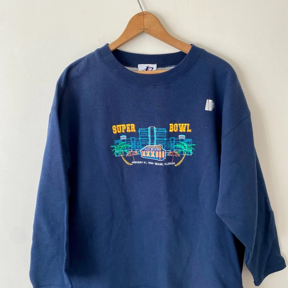 1993 super bowl xxxiii cewneck / new with tag / logo athletic brand size large - Image 4