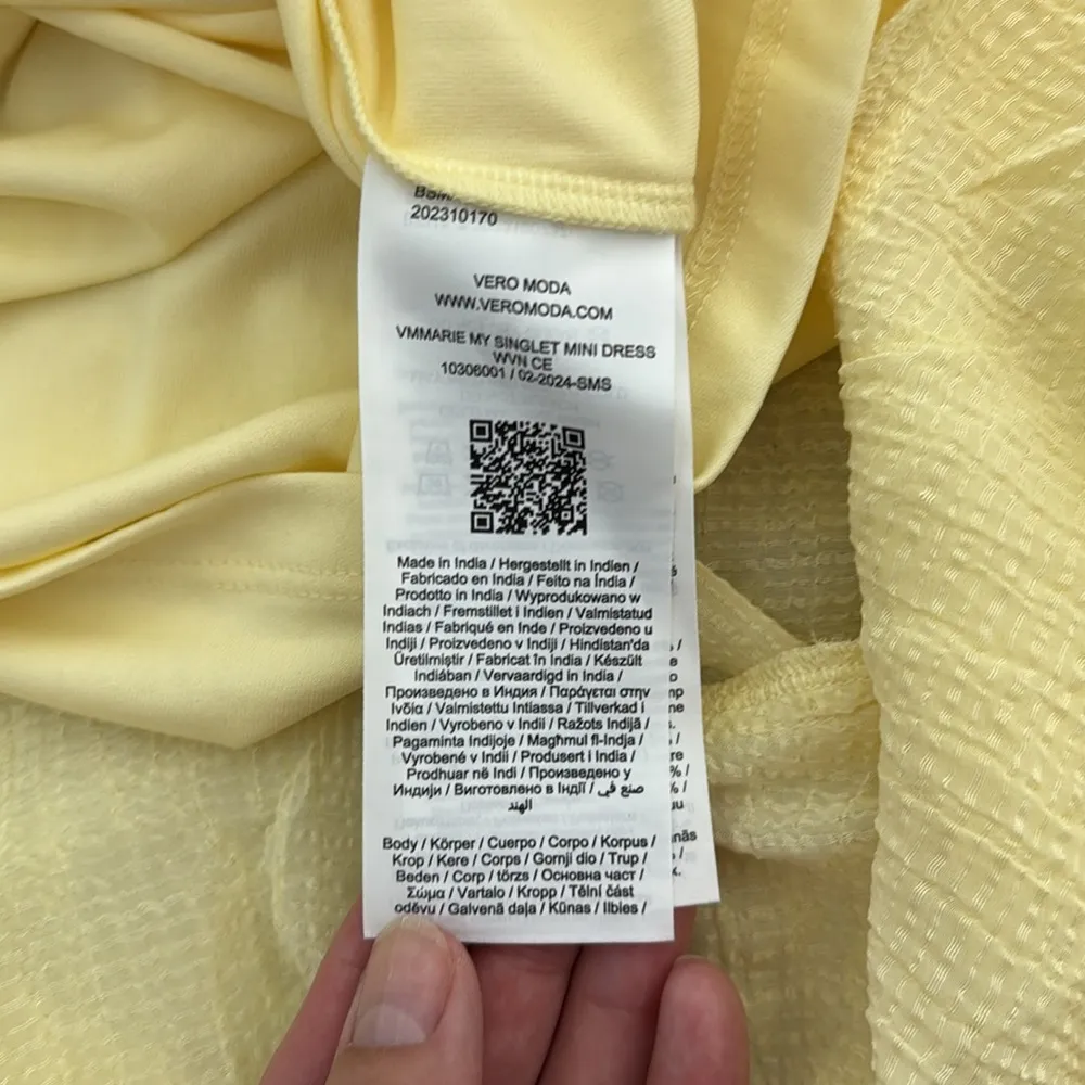 NWT NEW Vero Moda Marie Ruffle Dress in Mellow Yellow rosette appliqué plunge - Image 9