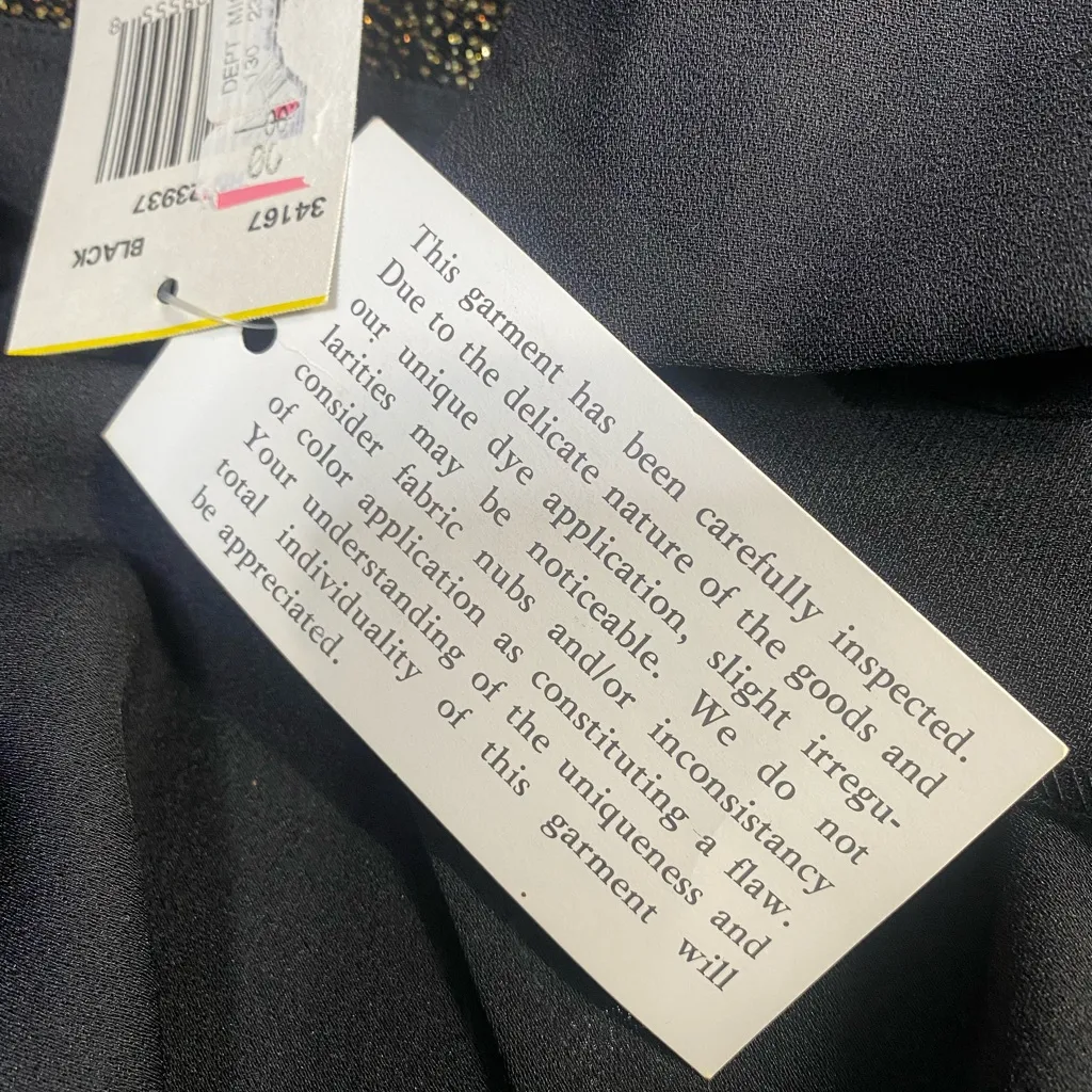 John Roberts cropped suit jacket, blazer, vintage, size‎ 6P Black - Image 7