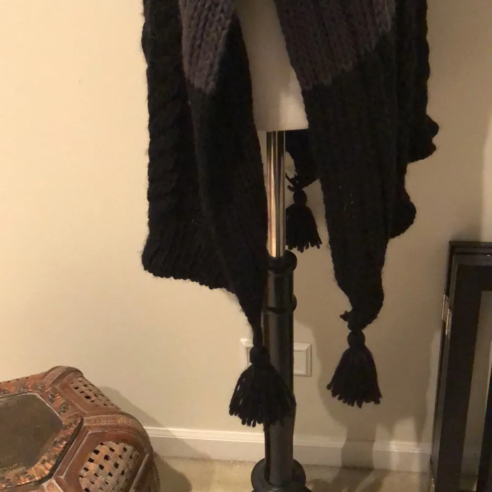 BCBG Turtleneck Sweater Poncho - Image 6