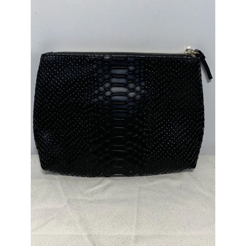 Victoria's Secret 5.5x8" Small Bag - Image 5