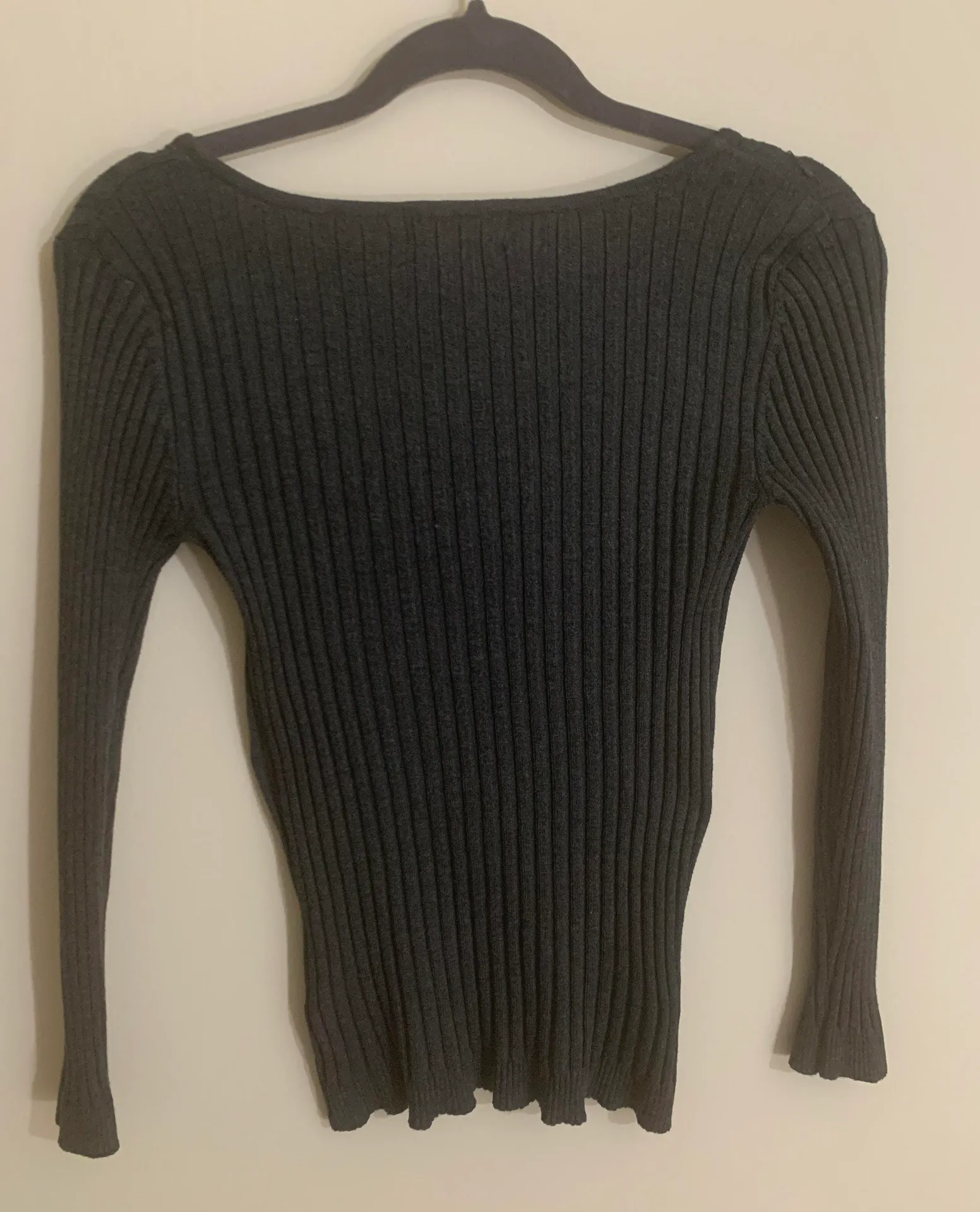 Long Sleep Top Gray - Image 2