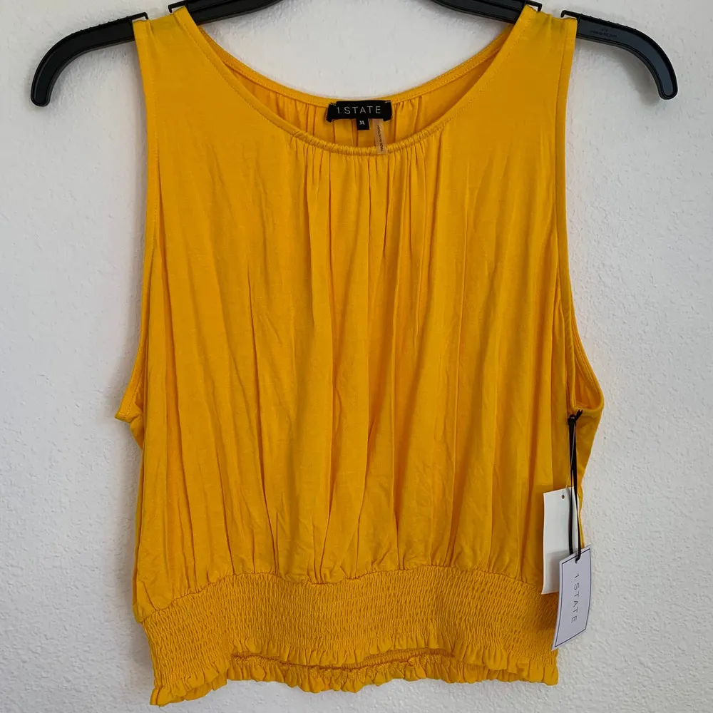 NWT 1.State Jersey Knit Smocked Hem Tank in Sunflower Yellow - Image 2