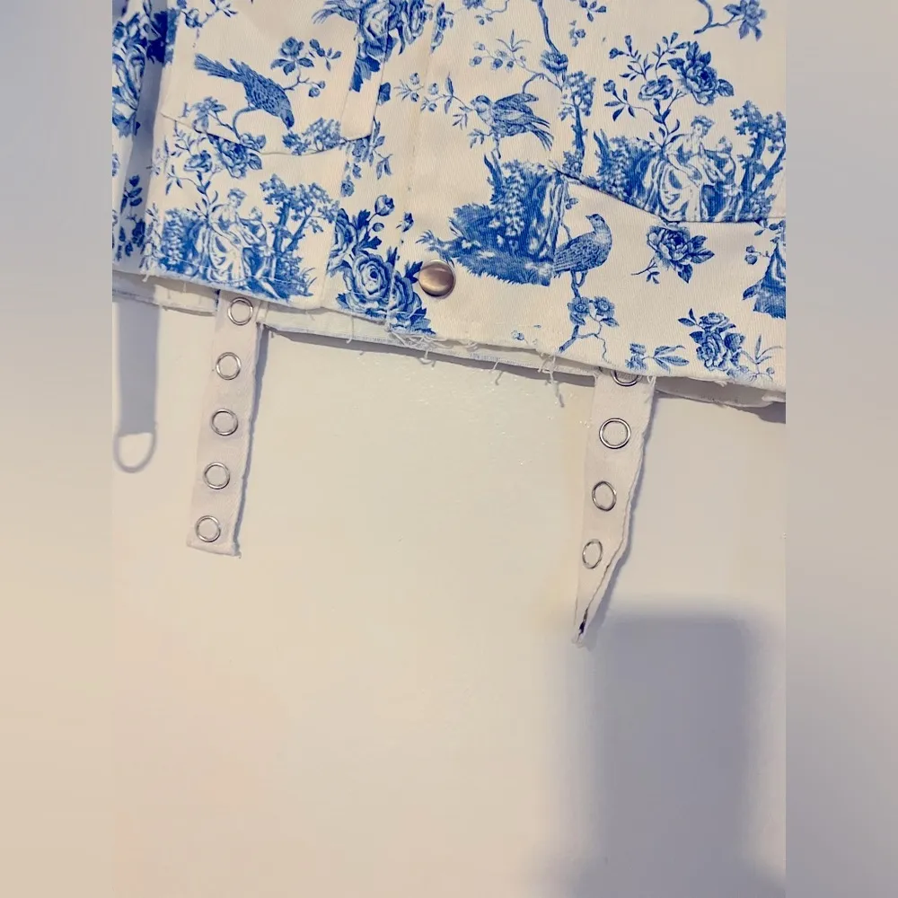 For Love & Lemons Delphine Cropped Denim Jacket | Toile Print | Cottagecore Chic - Image 8