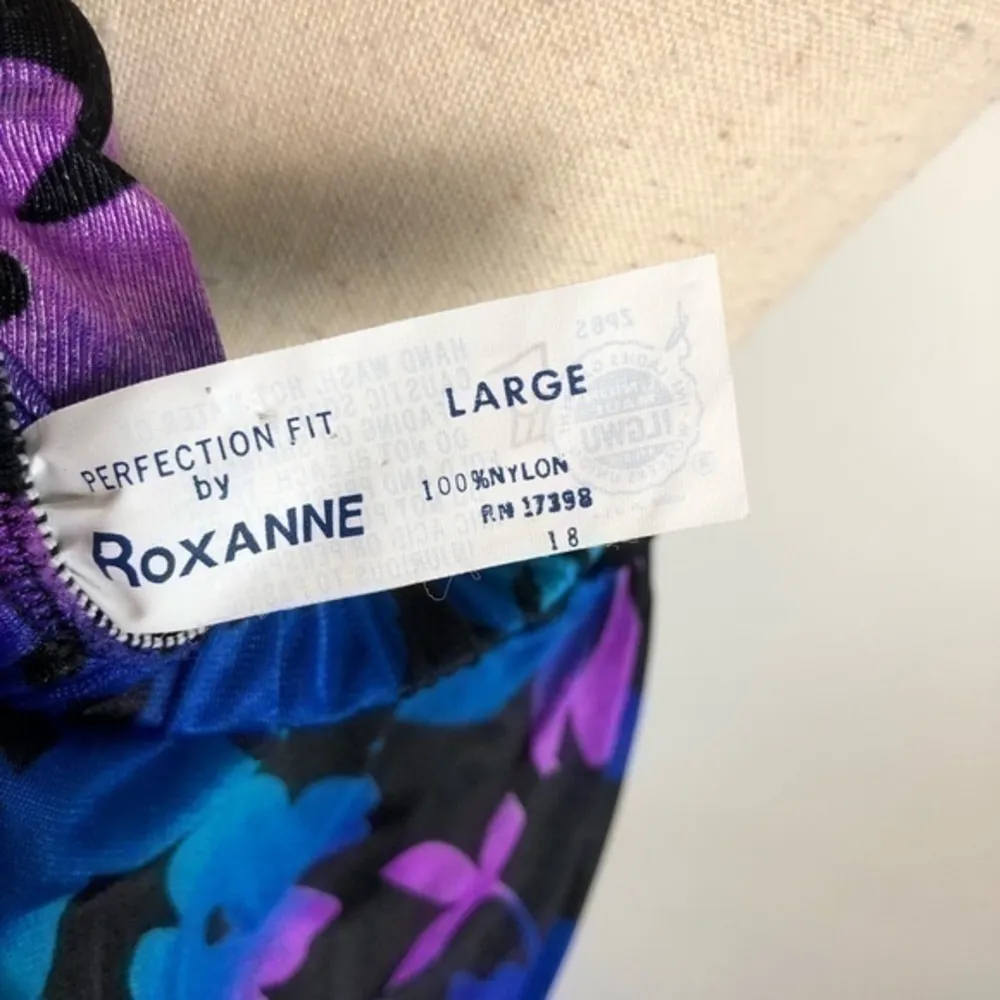 Vintage 70s Perfection Fit by Roxanne Floral Skirt Purple Size L - Image 4