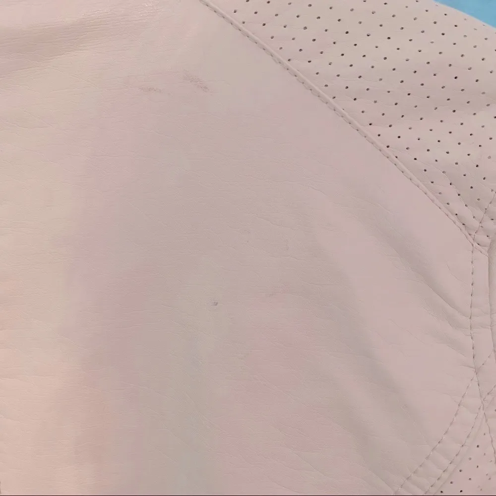 Maurice’s Spring🌷 faux leather beige jacket small - Image 5