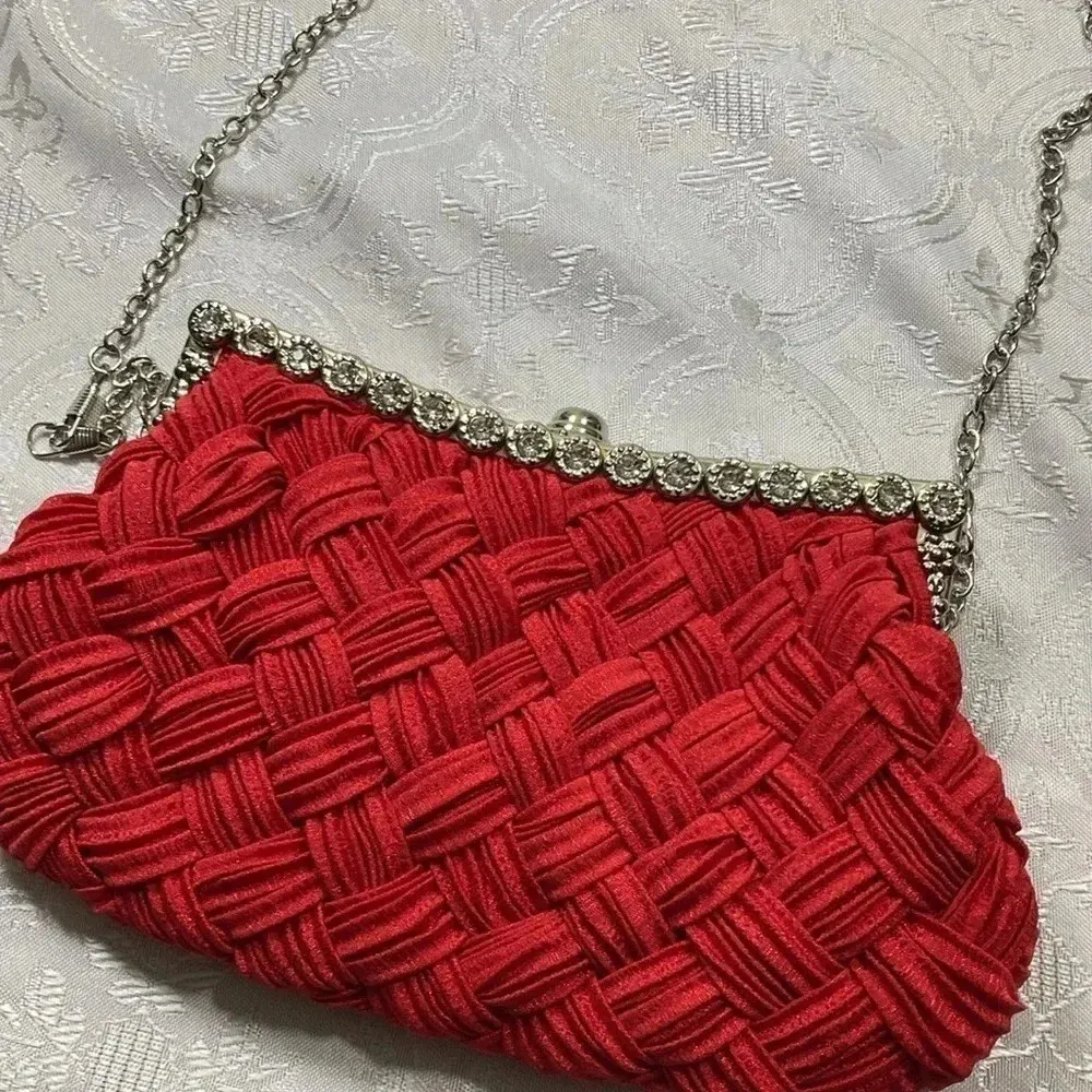 Un brand evening purse size M Red - Image 15
