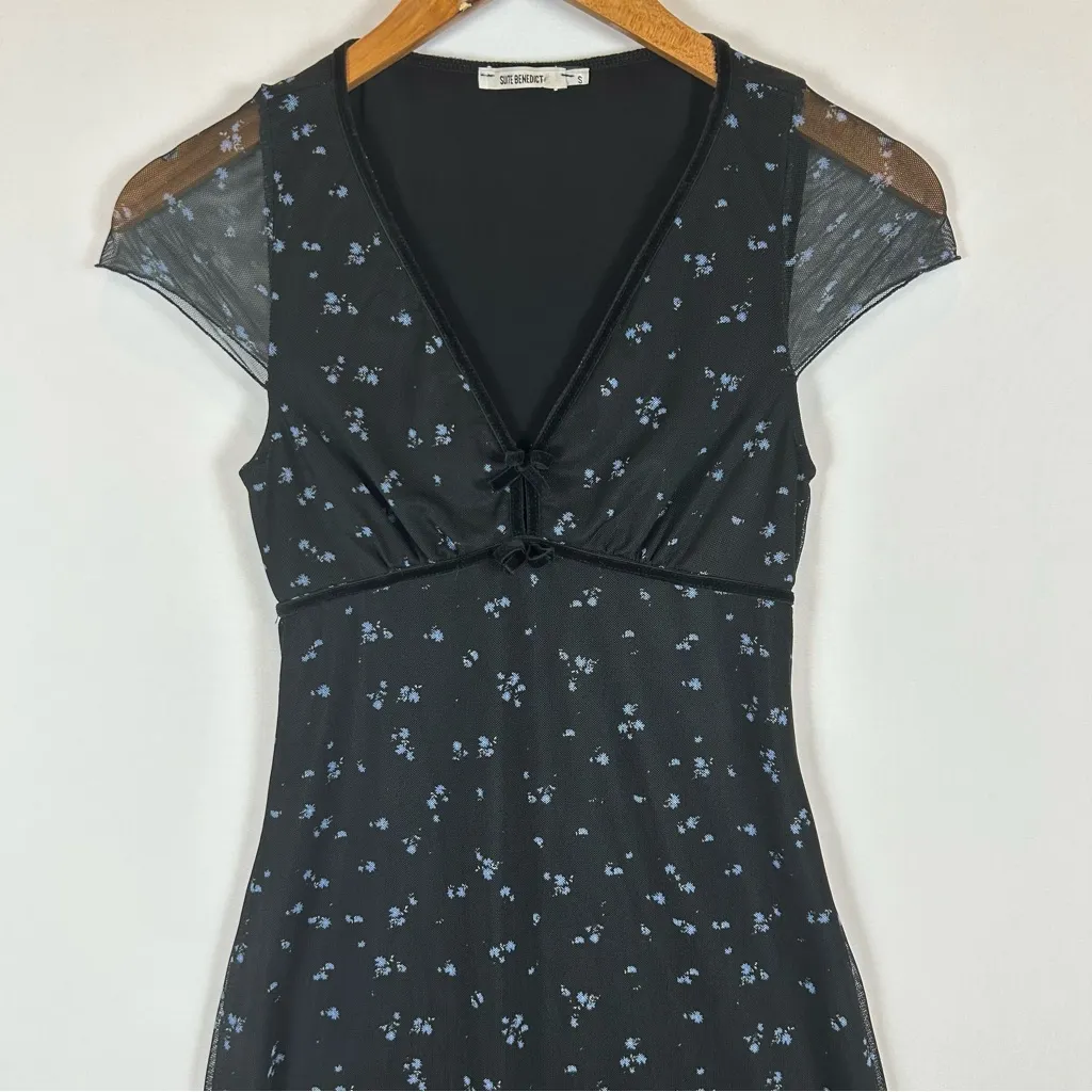 Suite Benedict‎ Women's Black Floral Sheer Sleeve Mini Dress Small - Image 6