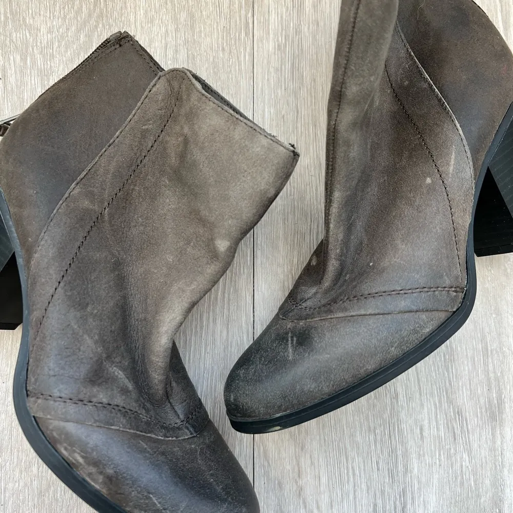 Bar III Booties size 6 - Image 2