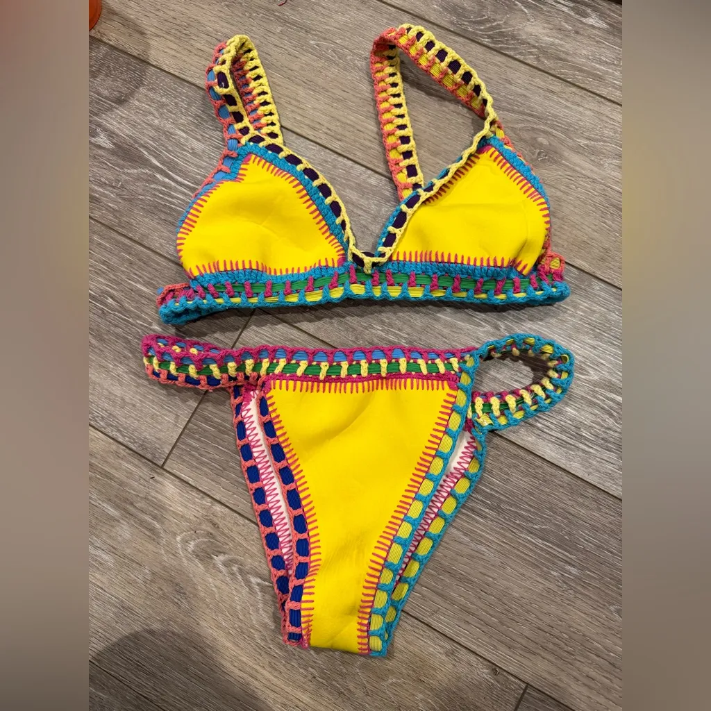 Neoprene & Crotchet Reversible Bikini Set Yellow - Image 4