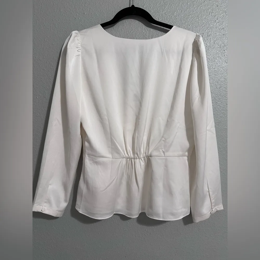 New with tags J crew Long-sleeve peplum top in satin-crepe Elegant Button-Up - Image 7