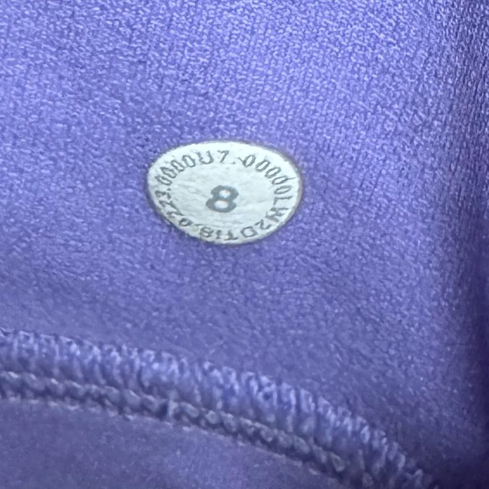 Lululemon Align V-Neck Bra *Light Support, A/B Cup
Dark Lavender - Image 8