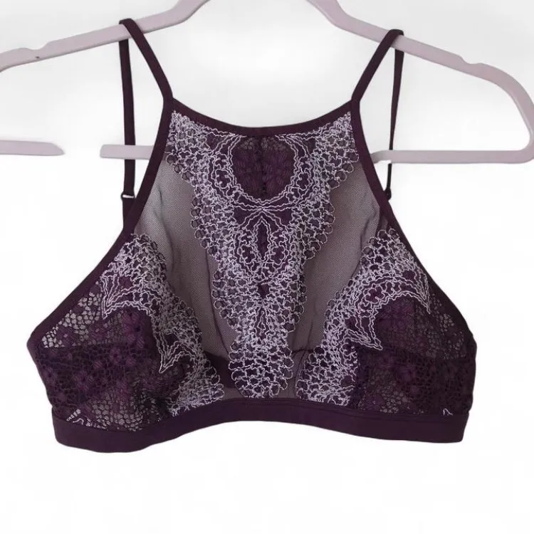 Victoria's Secret Body by Victoria High Neck Convertible Bralette Size Medium - Image 2