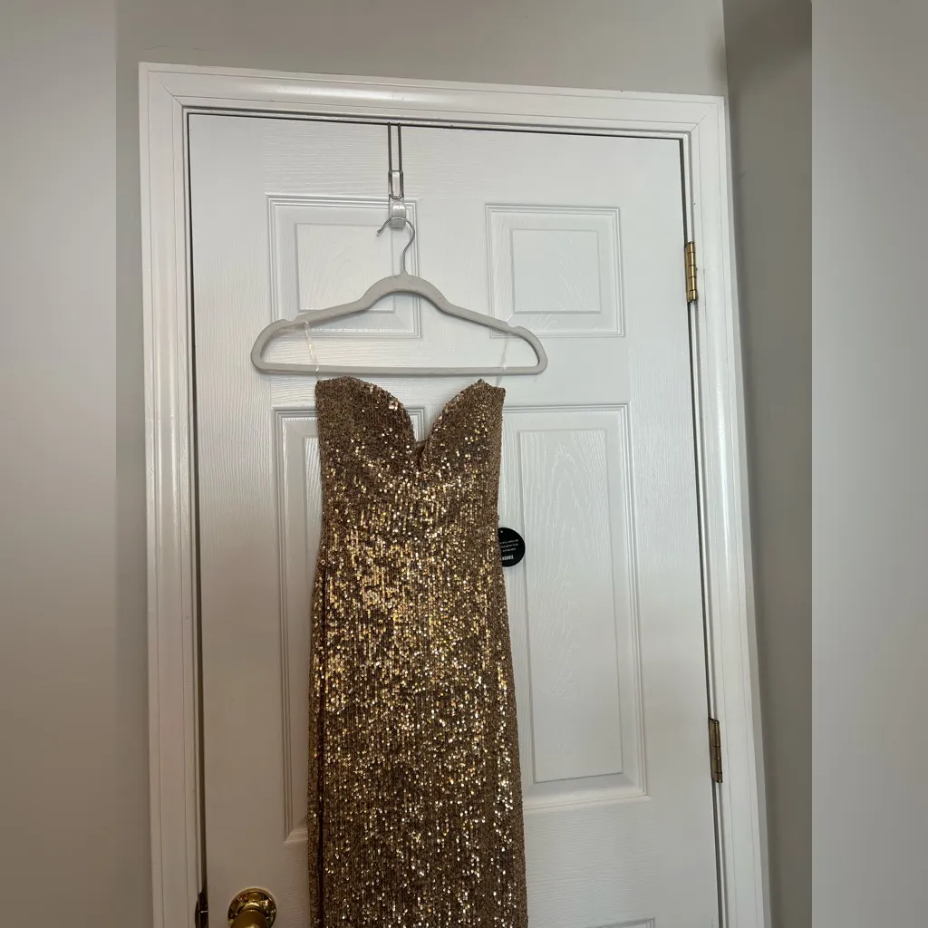 Nookie Lumiere Gown in Gold - Image 5