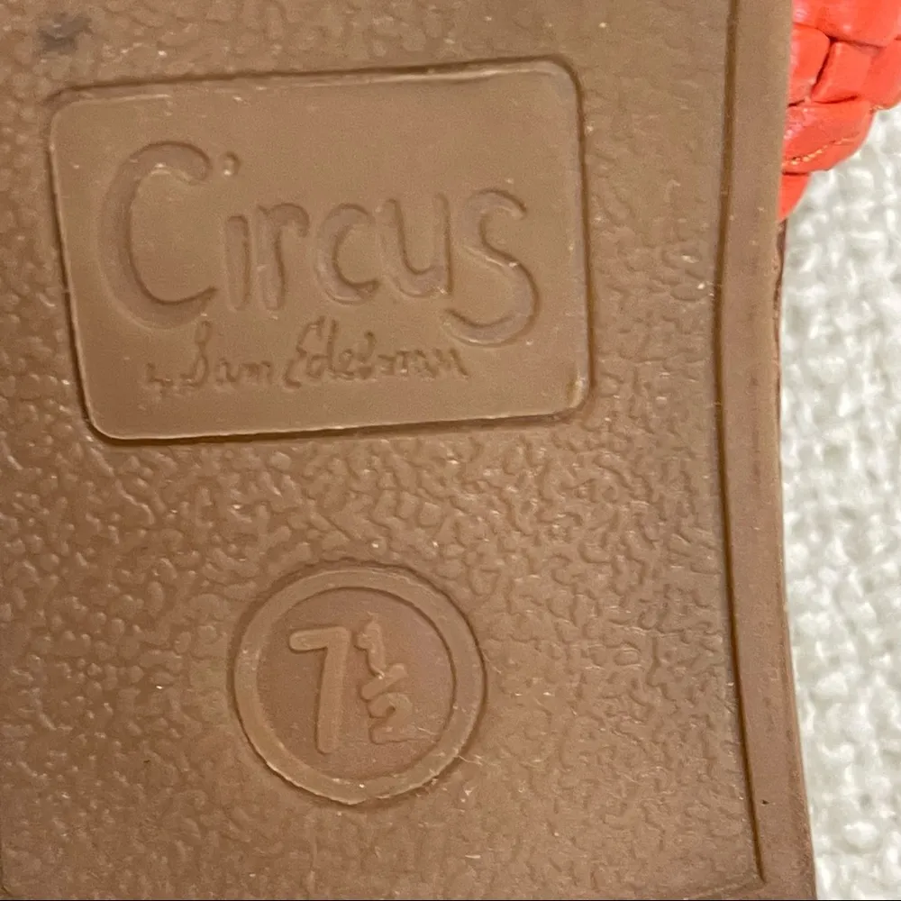 Sam Edelman Circus Slide Sandals in a size 7.5 - Image 10