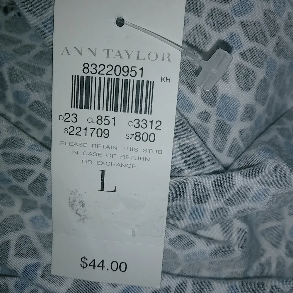 Ann Taylor L Crossover Front Tank Top Diamond Tiled Black Blue Pattern - Image 3