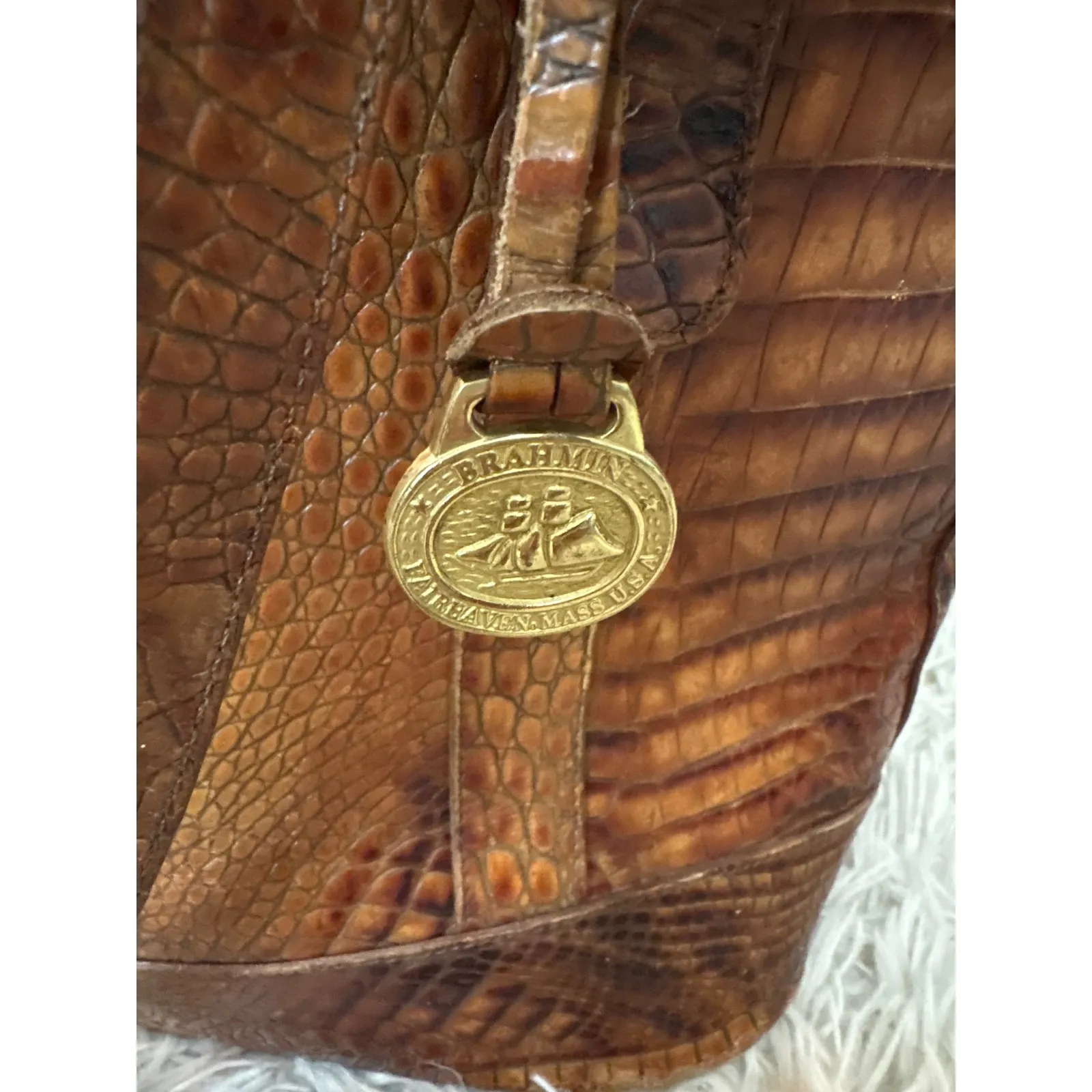 Vintage Brahmin Toasted Almond Collection Alligator Embossed Leather Purse Tote - Image 4