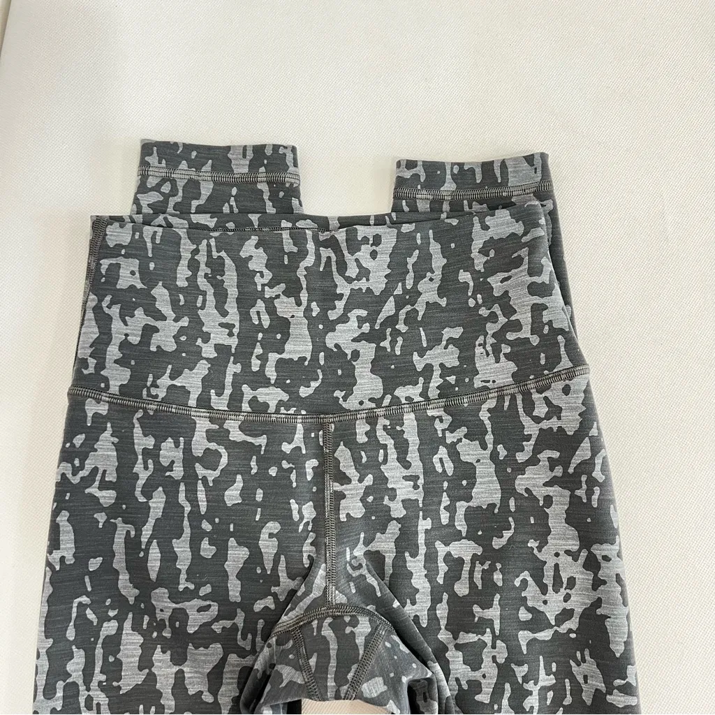 Lululemon Wunder Train High-Rise Tight 25" Heathered Black Asphalt Grey Size 4 - Image 9