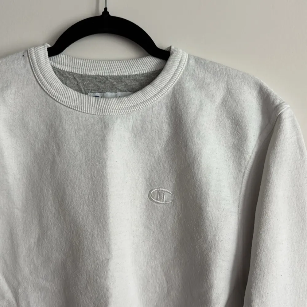 Champion Cropped Sweatshirt Size S - Image 2