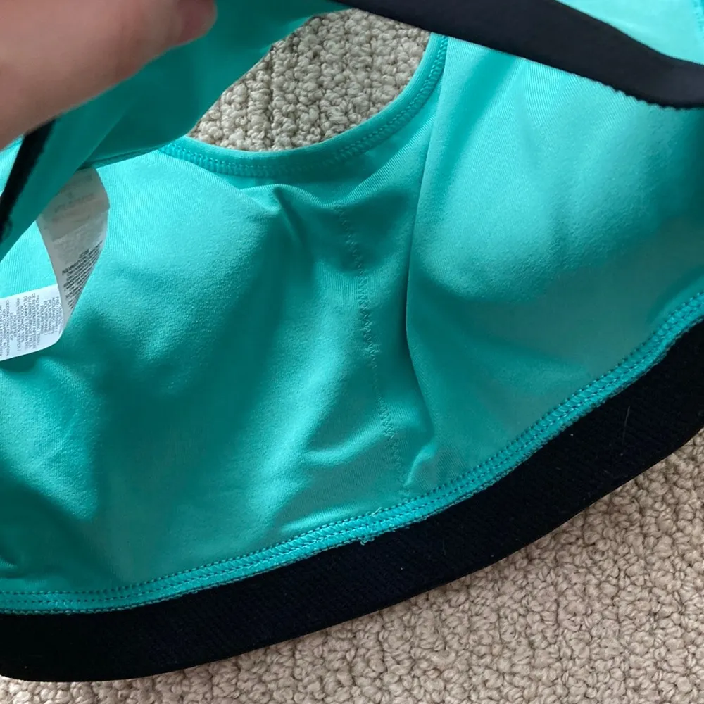 Nike Pro Dri-FIT Swoosh Medium Support Padded Sports Bra Small Green Like New - Image 6