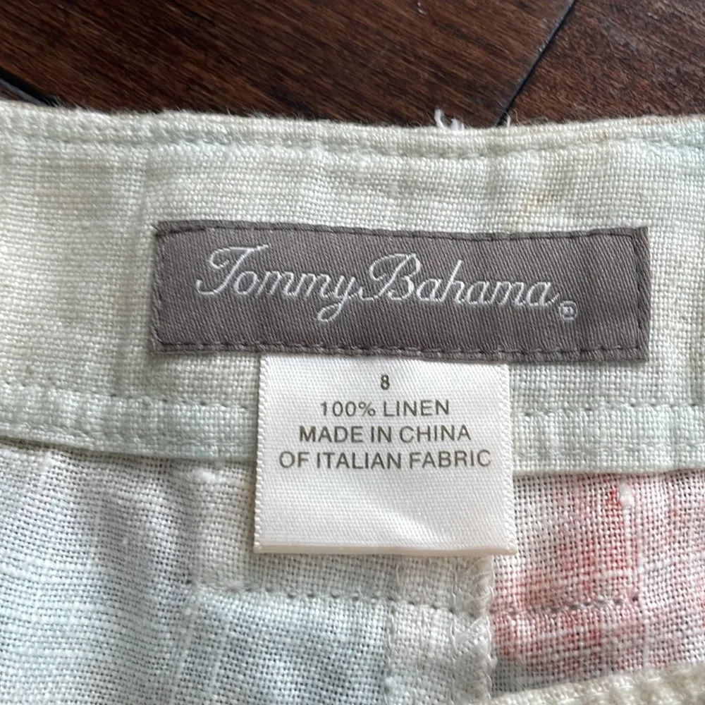 Tommy Bahama women’s linen cargo pants Size 8 Pastel floral Wide leg Flowy Beach - Image 3