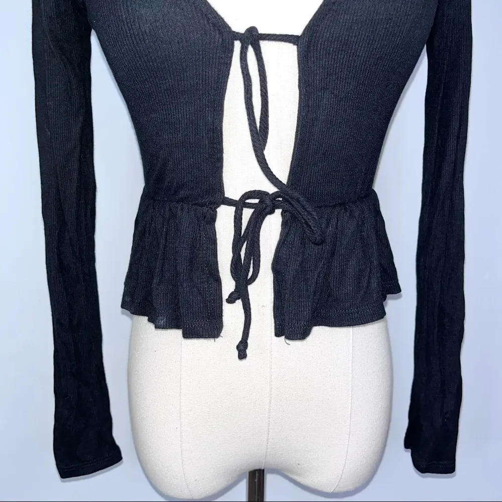 Black Ribbed Knit Tie Front Peplum Ruffle Top Small Slim Fit - Image 6