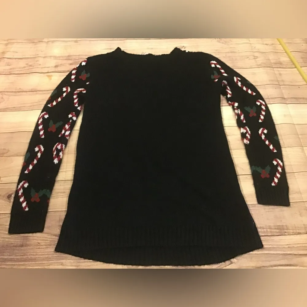 Love by design ugly christmas sweater kiss me reindeer Small - Image 4