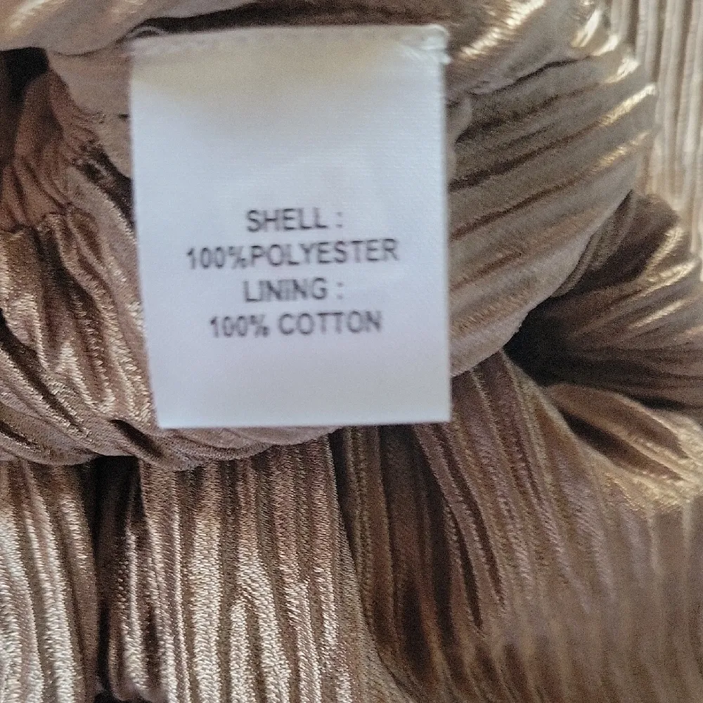 Mille Resort & Travel ,Karis Top Lux Metallic Gold Women's Top Size XXS - Image 12