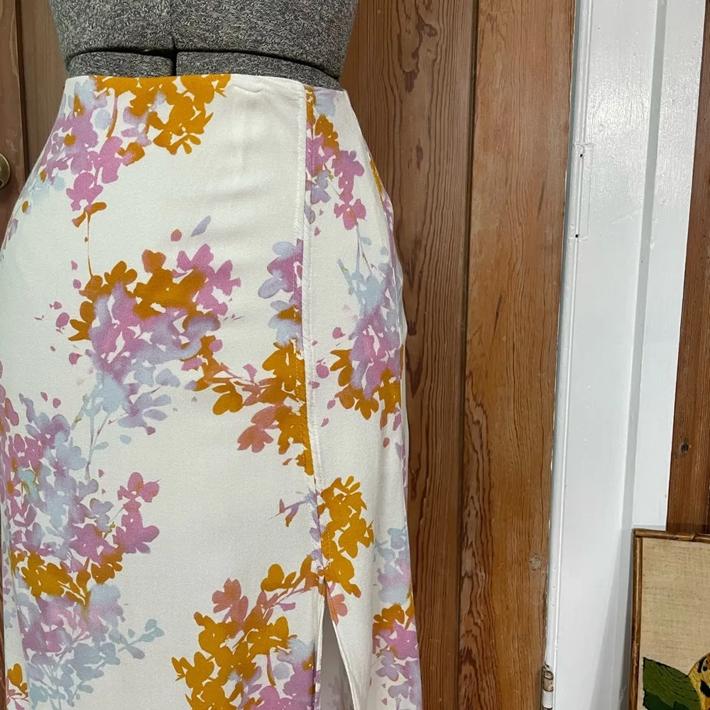 Olivaceous Maxi Floral High Slit Prairie Cottage Core Skirt - Size Medium - Image 9