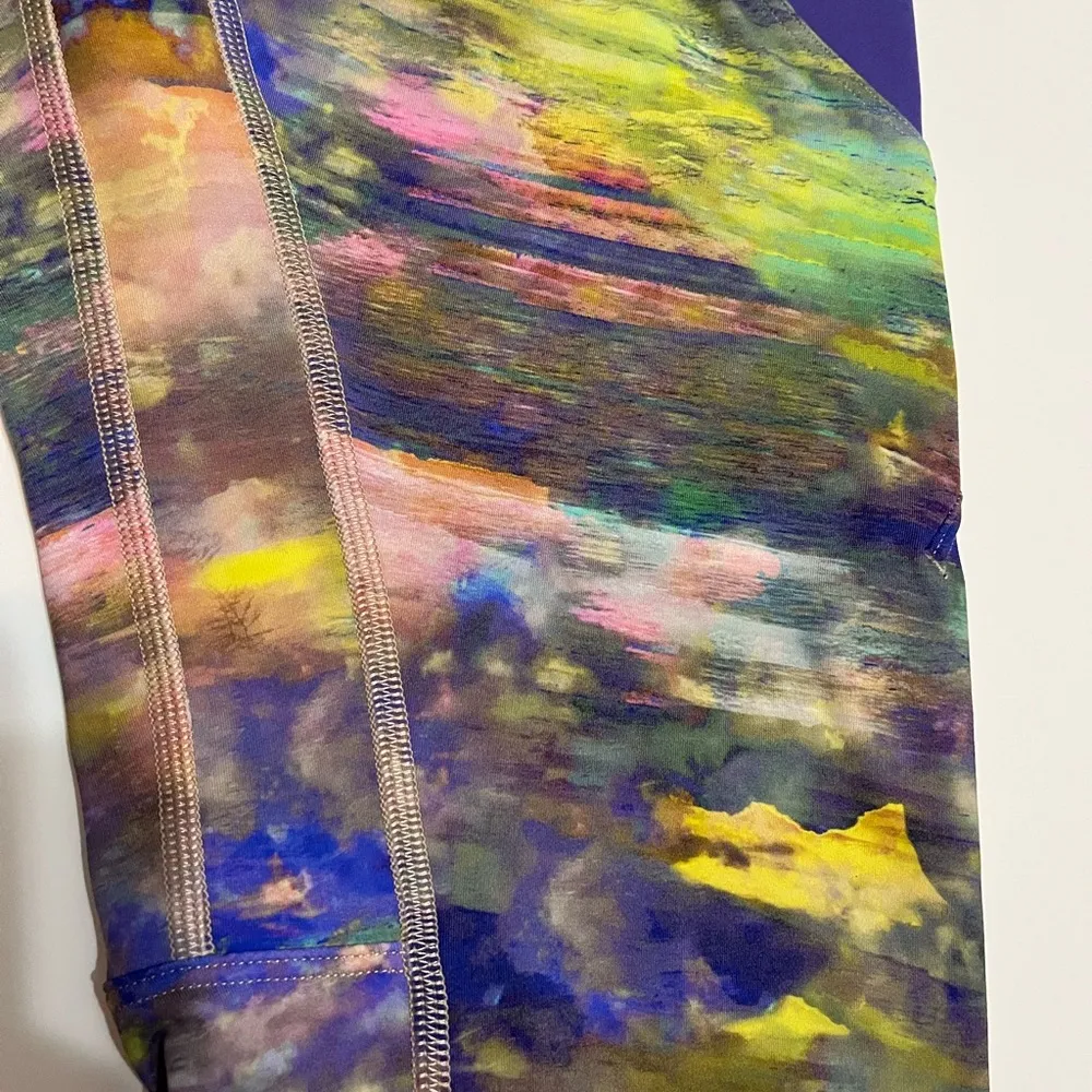 lululemon athletica Cargo SHR Hiking Tight 25” -Altered Nature Multi -Size 6 - Image 8