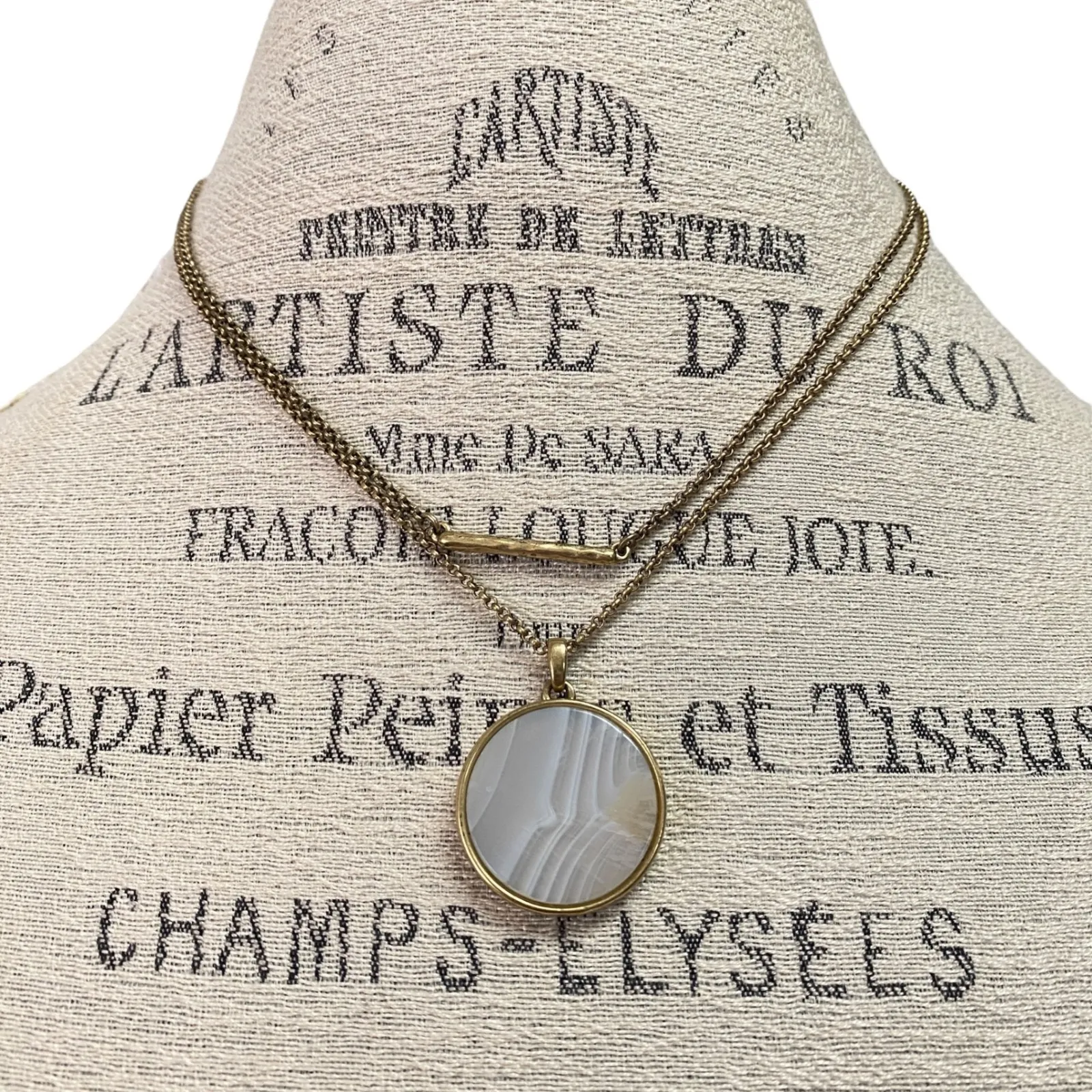 Lucky Brand Layered Chain Necklace Agate Stone Pendant Gold Tone Glam Minimalist - Image 2