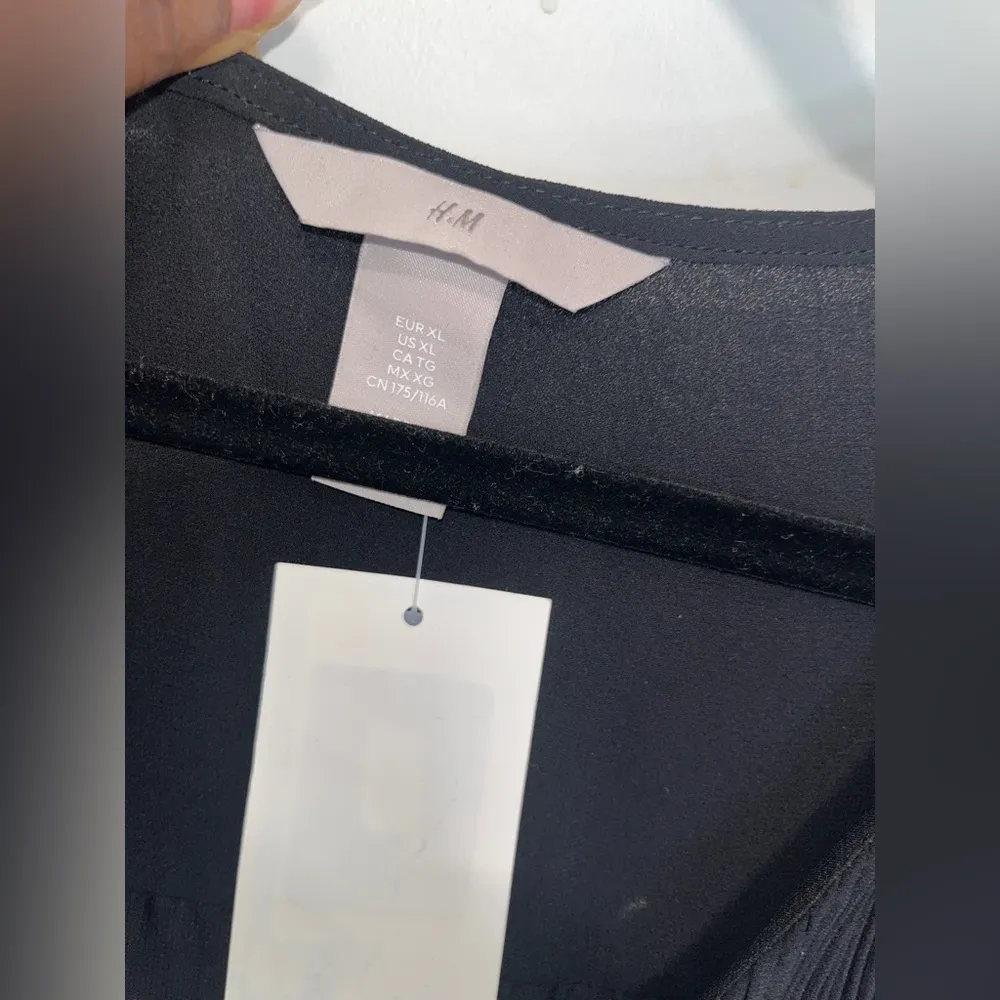 H&M Black Pleated Flare Dress - Image 9