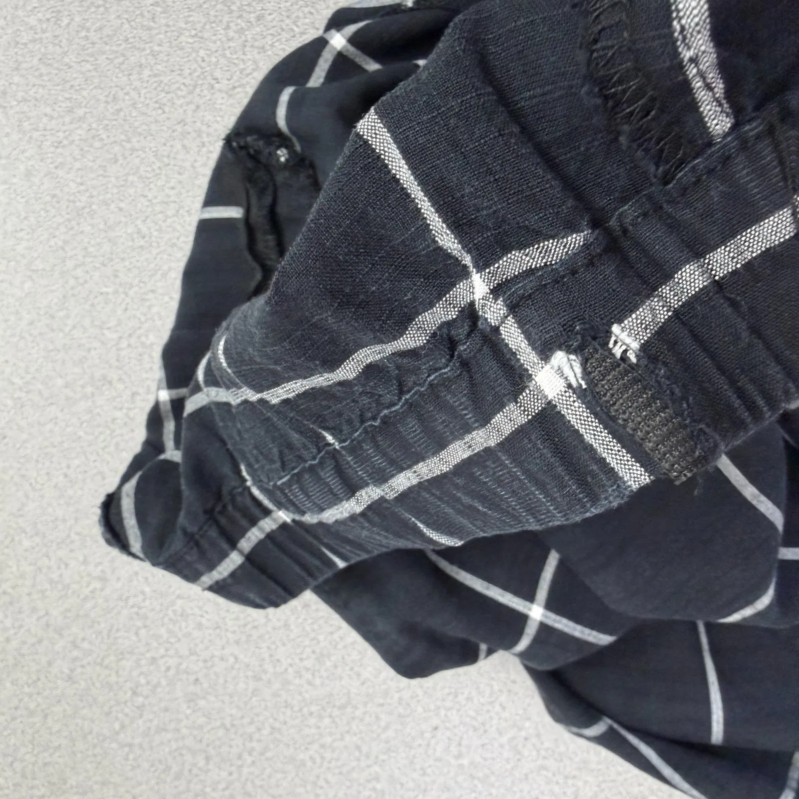 Marine Layer Allison Tencel Pants Womens Medium Black Windowpane Elastic Crop - Image 10